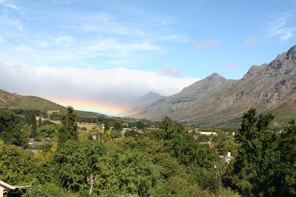 Keren'S Vine Guesthouse Stellenbosch Eksteriør billede